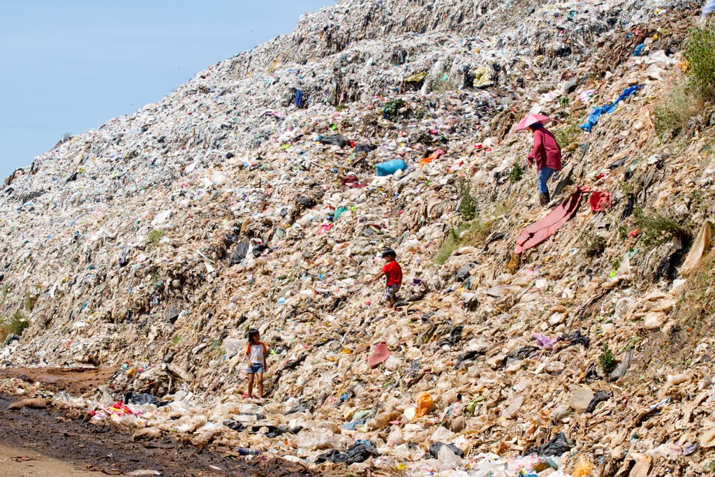 The Environmental Division of the Khon Kaen Municipality runs a program that brings people to the landfill so that they can see the implications of consumption first hand. Experts agree that public awareness is crucial to Thailand’s waste management strategy. 